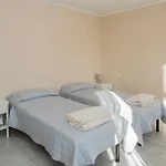 700enolocanda 3* Santa Giuletta