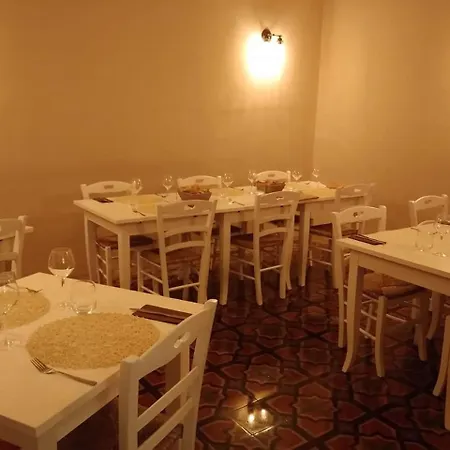 Inn 700enolocanda Santa Giuletta