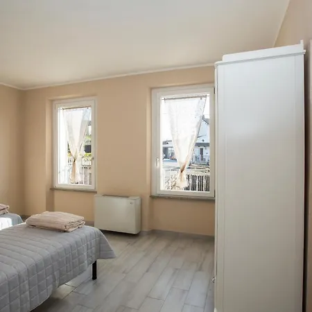 700enolocanda Inn Santa Giuletta