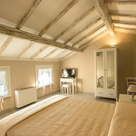 700enolocanda Zajazd 3*