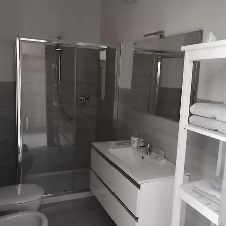 700enolocanda 3* Santa Giuletta