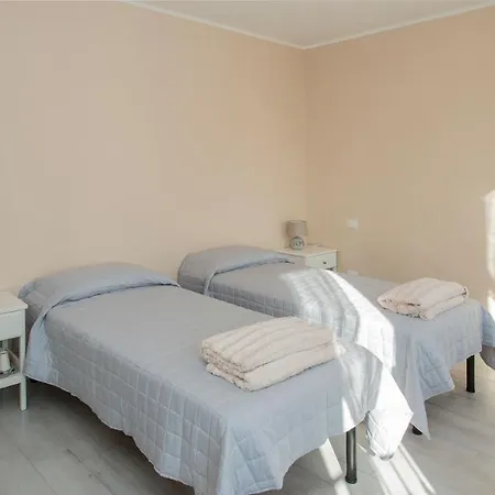 700enolocanda 3* Santa Giuletta